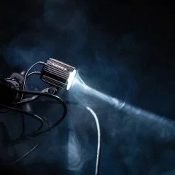 Lezyne Super HB STVZO E1000 Feu Avant Pour Vélo électrique 13 Lezyne Super HB STVZO E1000 Feu Avant Pour Vélo électrique -Vélo Soldes 4710582549243LezyneSuperHBSTVZOE1000E BikeFrontlicht1 LED ESPHB V104AE Action1