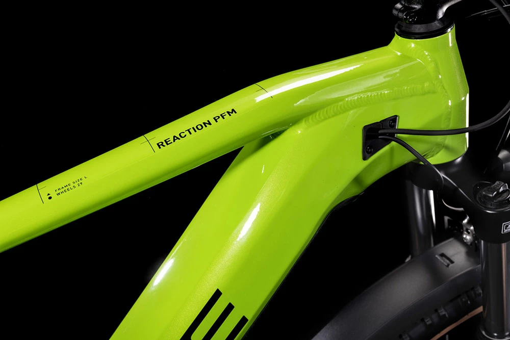 Cube Reaction Hybrid Performance 500 Allroad Shinyapple´n´black 4 Cube Reaction Hybrid Performance 500 Allroad Shinyapple´n´black – Image 2