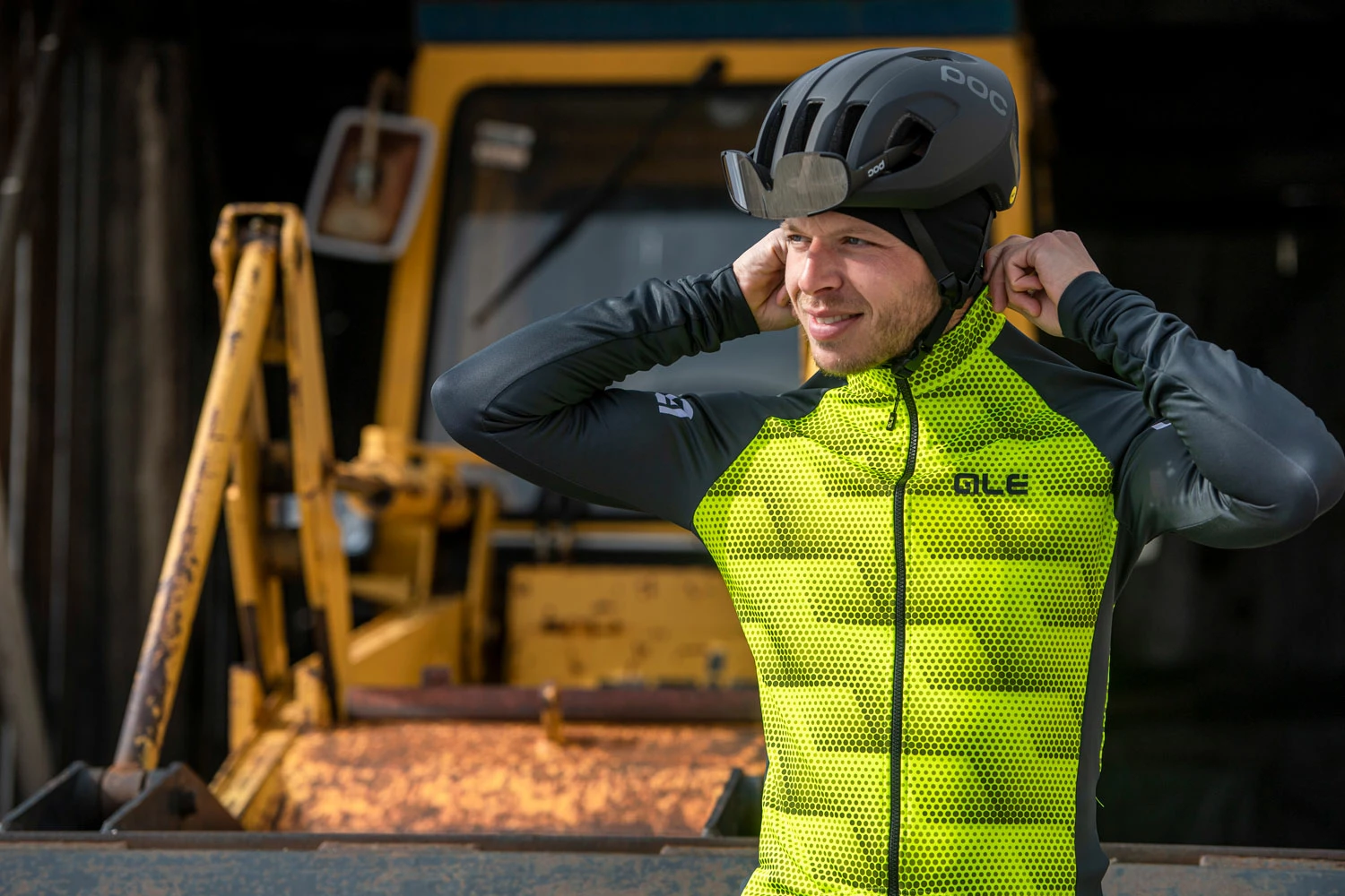 ALE Sharp - Windbreaker 6 ALE Sharp - Windbreaker – Image 4