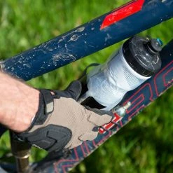 Blackburn Porte-bidon Carbon Side Entry Cage Right -Vélo Soldes Blackburn Carbon Side Entry Cage Flaschenhalter Right 359002 c 1