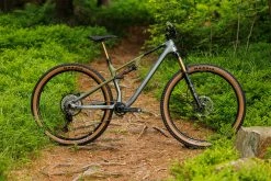 Cube AMS ONE11 C:68X TM 29 Flashgrey´n´olive -Vélo Soldes CUBE AMS ONE11 C68X TM 29 flashgrey n olive 1