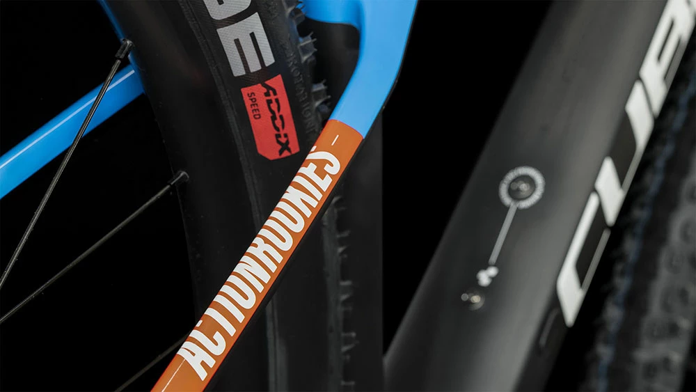 Cube Elite C:62 SLX Rookie Carbon´n´blue´n´red 7 Cube Elite C:62 SLX Rookie Carbon´n´blue´n´red – Image 5