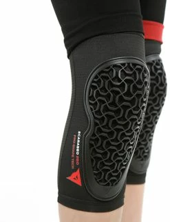 Dainese Scarabeo Pro - Kid's Knee Protector 10 Dainese Scarabeo Pro - Kid's Knee Protector -Vélo Soldes Dainese Scarabeo Pro Kinder Knieprotektoren 3879729 001 3