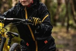 Dirtlej DirtSuit Kids Edition - Kid's Mud Overall 12 Dirtlej DirtSuit Kids Edition - Kid's Mud Overall -Vélo Soldes Dirtlej DirtSuit Kids Edition Kinder Matschoverall 20190069 5
