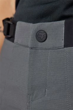 FOX HEAD Ranger Water - Short De Pluie VTT Pour Femmes 13 FOX HEAD Ranger Water - Short De Pluie VTT Pour Femmes -Vélo Soldes Fox Head Ranger Water Damen MTB Regenshorts 29893 330 5