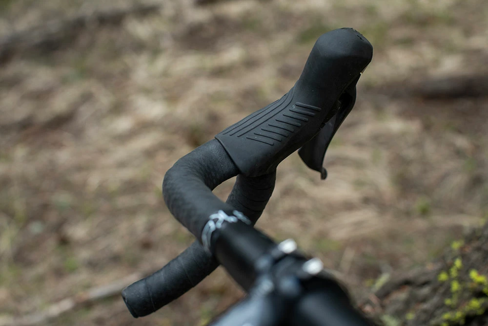 Shimano GRX Di2 ST-RX815 Unité STI 2 Vitesses Avant 5 Shimano GRX Di2 ST-RX815 Unité STI 2 Vitesses Avant – Image 3