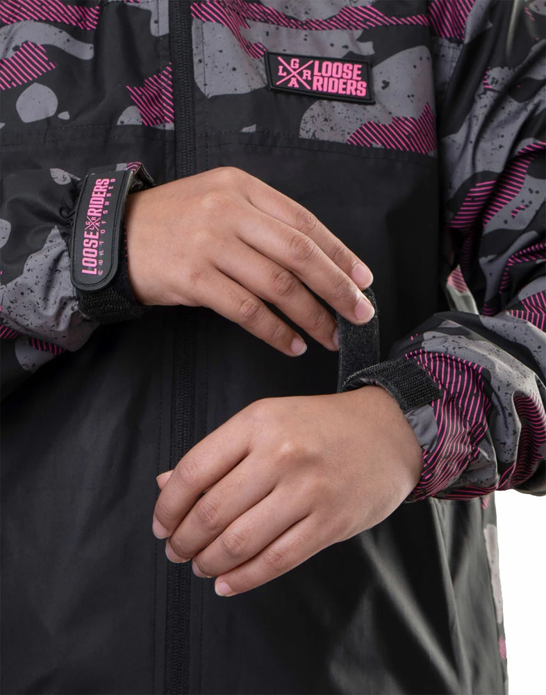 LOOSE RIDERS All Weather - Veste Coupe-vent MTB Pour Femmes 4 LOOSE RIDERS All Weather - Veste Coupe-vent MTB Pour Femmes – Image 2