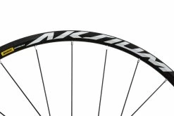 Mavic Aksium Disc CL Front Wheel 10 Mavic Aksium Disc CL Front Wheel -Vélo Soldes Mavic Aksium Disc Vorderrad LF8088100 d