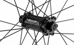 Newmen Evolution SL E.G.30 29" Boost Roue Avant 8 Newmen Evolution SL E.G.30 29" Boost Roue Avant -Vélo Soldes Newmen Evolution SL E G 30 90649 3