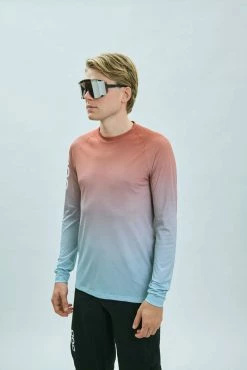 POC Essential Lite - Maillot MTB Manches Longues 13 POC Essential Lite - Maillot MTB Manches Longues -Vélo Soldes POC 52768 Ms Essential MTBLiteLSJersey 8602 MTBLangarmtrikot 6