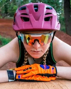 Pit Viper The Originals Miami Nights / Mirror Smoke To Clear Fade - Lunettes De Soleil 11 Pit Viper The Originals Miami Nights / Mirror Smoke To Clear Fade - Lunettes De Soleil -Vélo Soldes Pit Viper The Originals Miami Nights Mirror Smoke to Clear Fade Sonnenbrille PV GLA 0010 2745 4