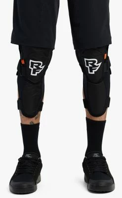 Race Face Ambush - Protecteurs De Genoux 9 Race Face Ambush - Protecteurs De Genoux -Vélo Soldes RaceFace 821973447636 AMBUSH LEG STEALTH 3