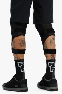 Race Face Ambush - Protecteurs De Genoux 10 Race Face Ambush - Protecteurs De Genoux -Vélo Soldes RaceFace 821973447636 AMBUSH LEG STEALTH 4