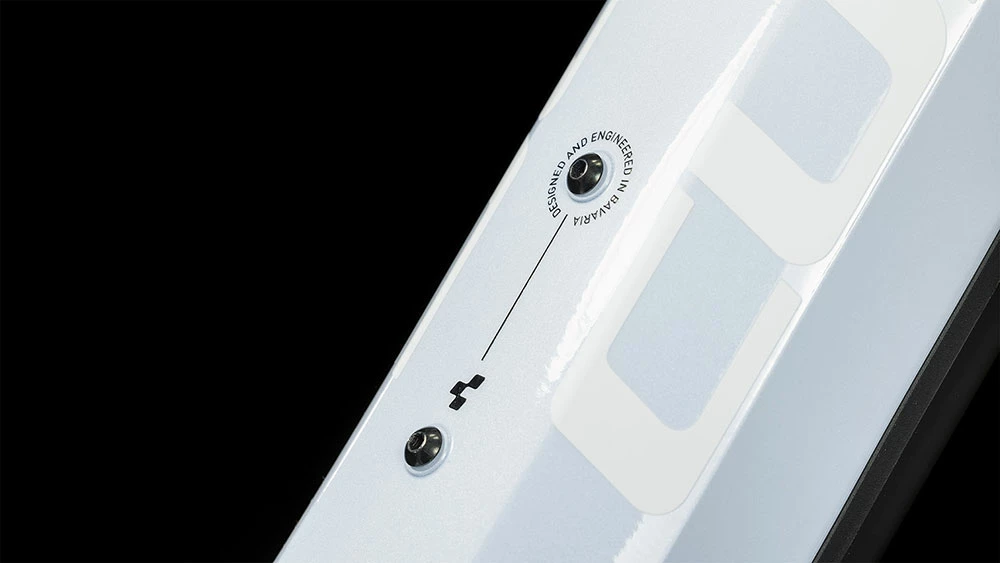 Cube Reaction Hybrid Pro 625 Flashwhite´n´black 6 Cube Reaction Hybrid Pro 625 Flashwhite´n´black – Image 4