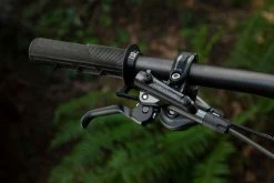 Shimano DEORE BR-M6100 Frein à Disque 1700mm Arrière 9 Shimano DEORE BR-M6100 Frein à Disque 1700mm Arrière -Vélo Soldes Shimano Deore 008WScZ1YrKla2WH