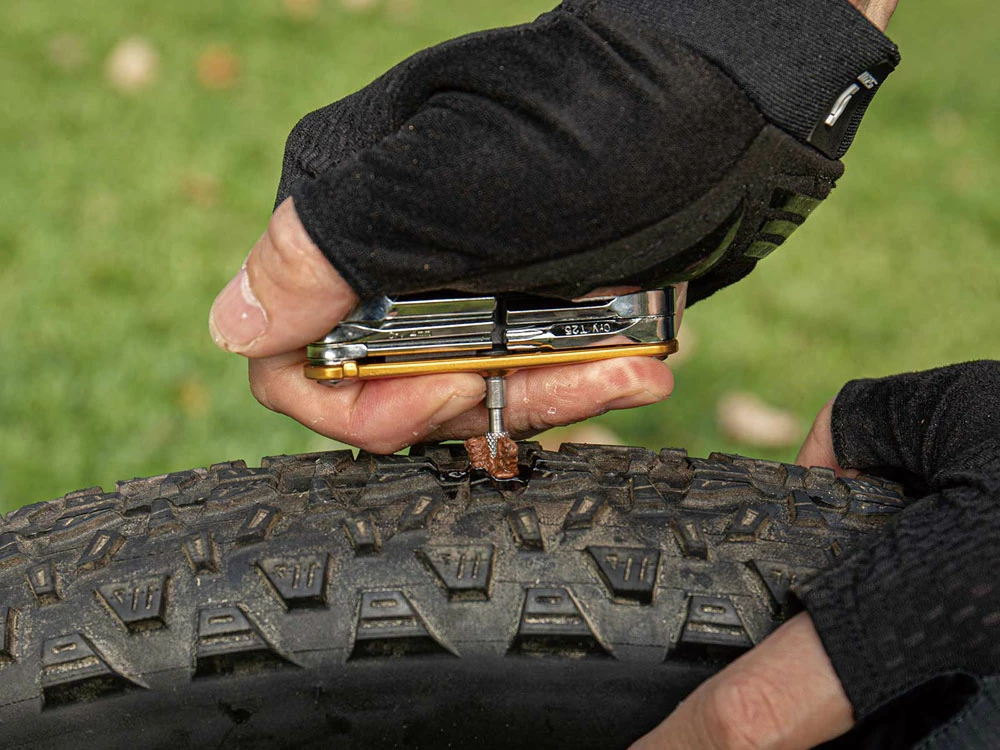 Topeak Tubi 11 Tubeless-Multitool 8 Topeak Tubi 11 Tubeless-Multitool – Image 6