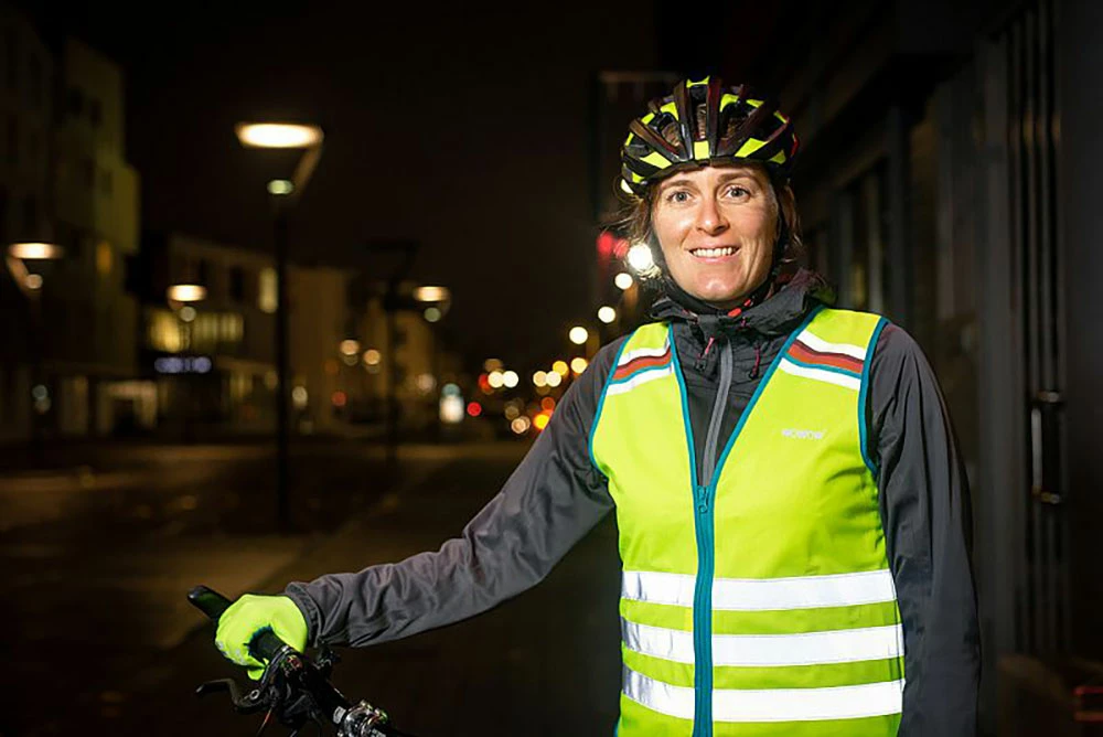 WOWOW Lucy - Women's Safety Vest 5 WOWOW Lucy - Women's Safety Vest – Image 3