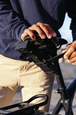 Abus SH-SF Adaptateur Pour Fixation De Selle, Housse De Pluie Incluse -Vélo Soldes abus 67866 20113931 SH SF Adapter fur Sattelbefestigung inkl Regenuberzug 4