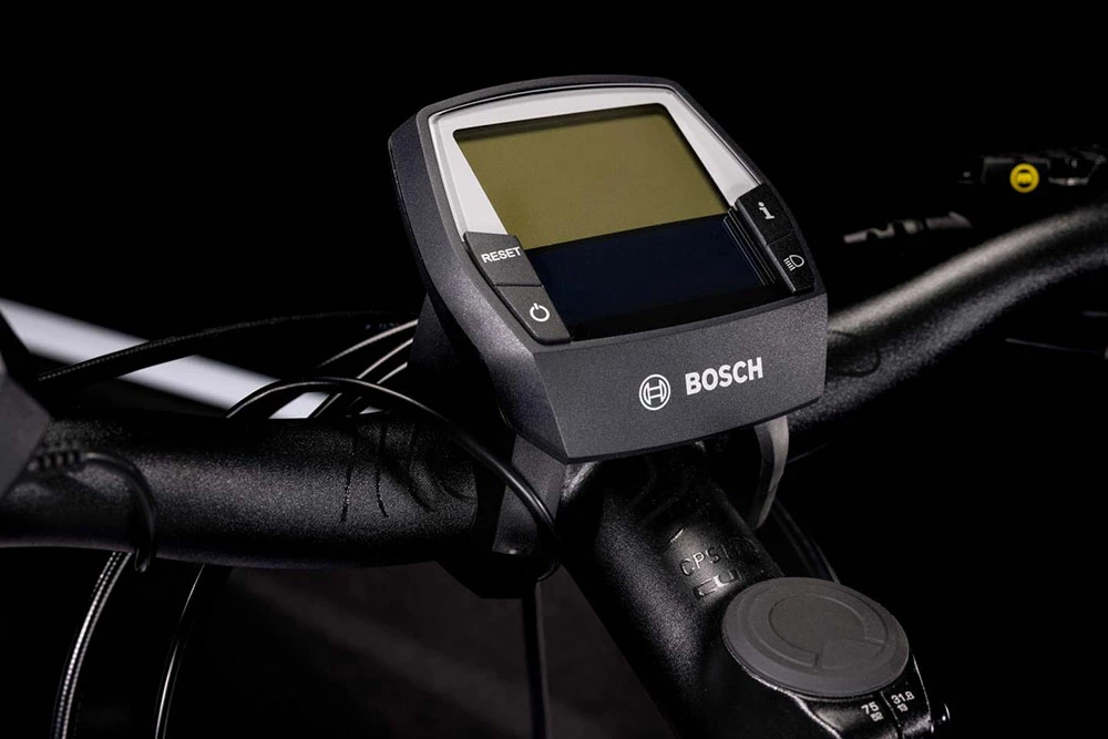 Cube Cargo Hybrid 500 Flashwhite´n´black 6 Cube Cargo Hybrid 500 Flashwhite´n´black – Image 4