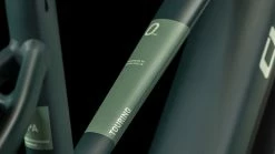 Cube Touring Hybrid ONE 625 Lady Darkgreen'n'green -Vélo Soldes cube 631062 20118984 Touring Hybrid ONE 625 Lady darkgreen n green 3