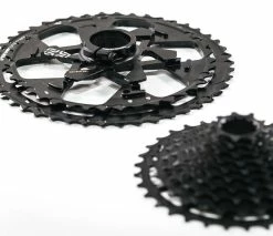 E-thirteen Kit De Mise à Niveau TRS+ 12 Vitesses 10 E-thirteen Kit De Mise à Niveau TRS+ 12 Vitesses -Vélo Soldes ethirteen TRS 12 fach Upgrade Kit FW2TPA 100 3