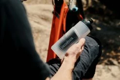 Fidlock TWIST Bottle 600 + Bike Base 11 Fidlock TWIST Bottle 600 + Bike Base -Vélo Soldes fidlock 09669 TBL 20125454 TWIST Bottle 600 Bike Base 4