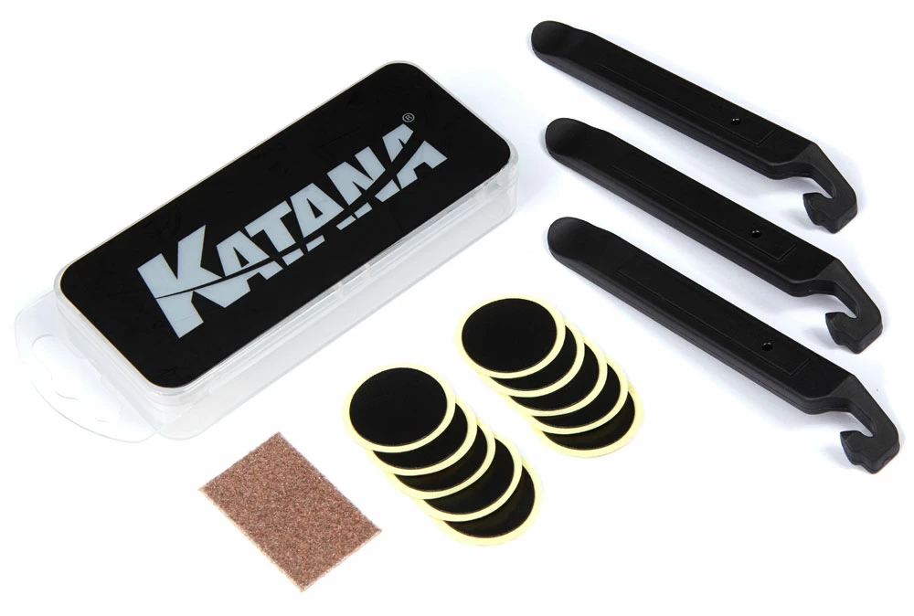 Katana Kit De Réparation Des Pneus Autocollant, Y Compris Démonte-pneus GP-3 3 Katana Kit De Réparation Des Pneus Autocollant, Y Compris Démonte-pneus GP-3