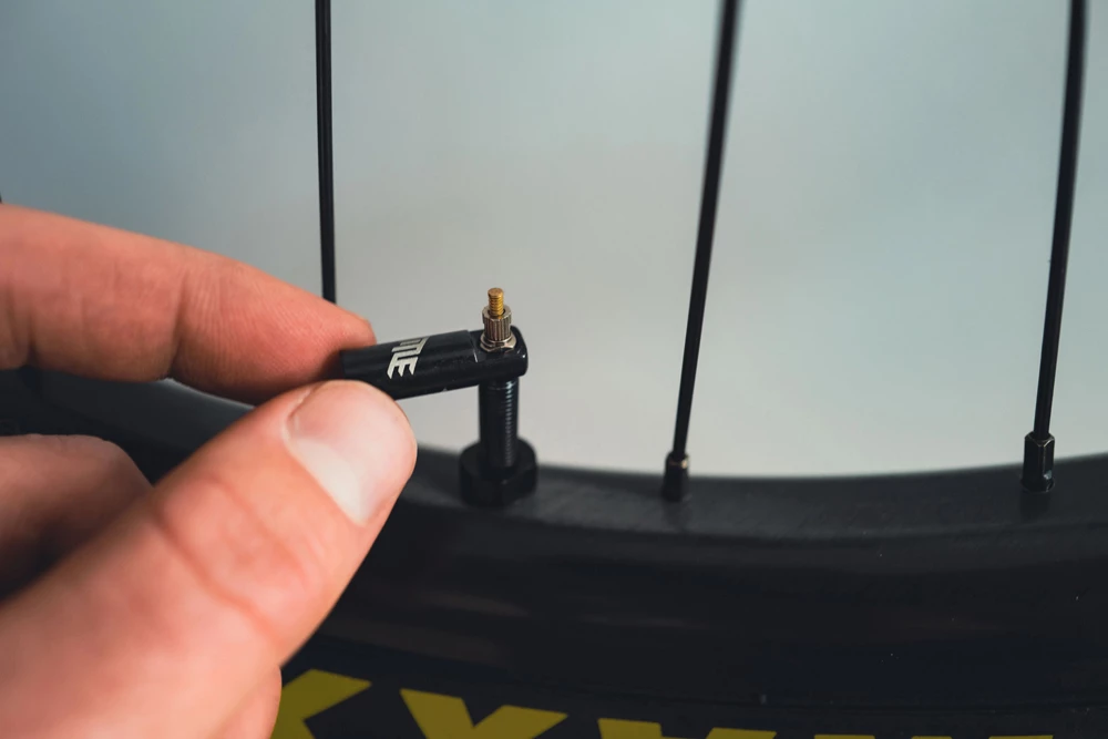 Title Kit De Valve Tubeless 6 Title Kit De Valve Tubeless – Image 4